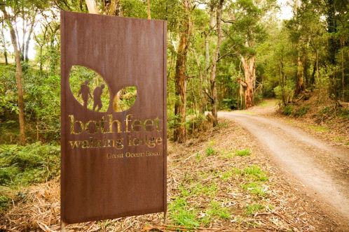 /Media/images/Product_Images/destinations/bothfeet/front entrance.jpg